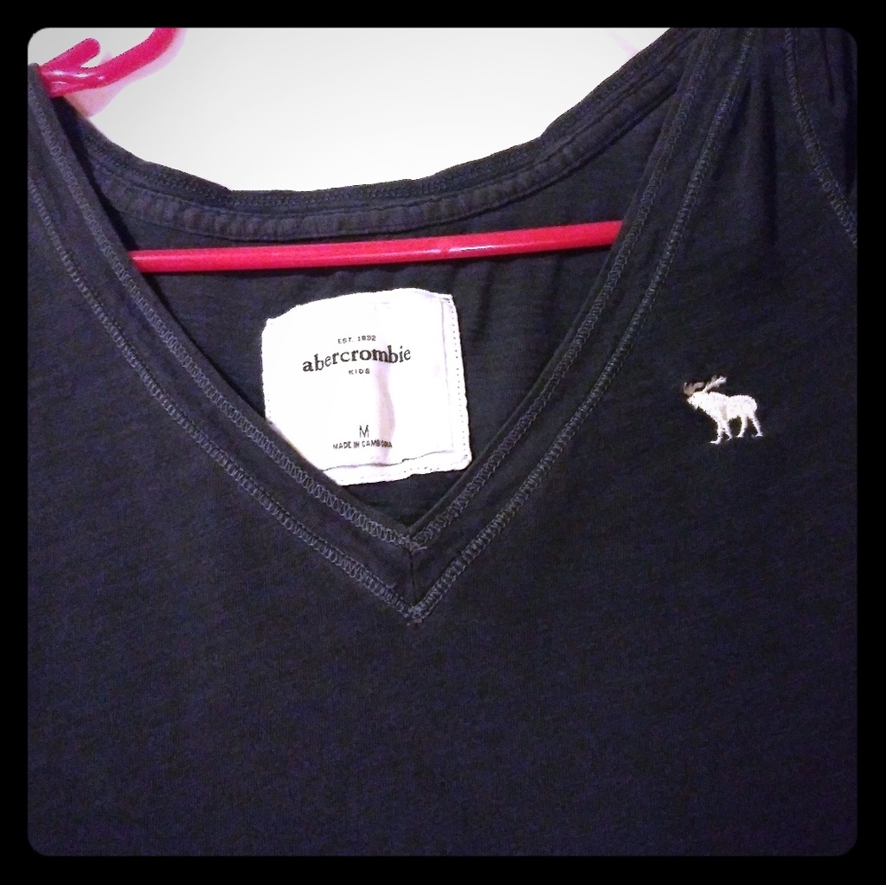 Abercrombie & Fitch tee